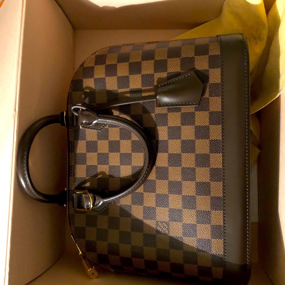 Louis Vuitton Alma
